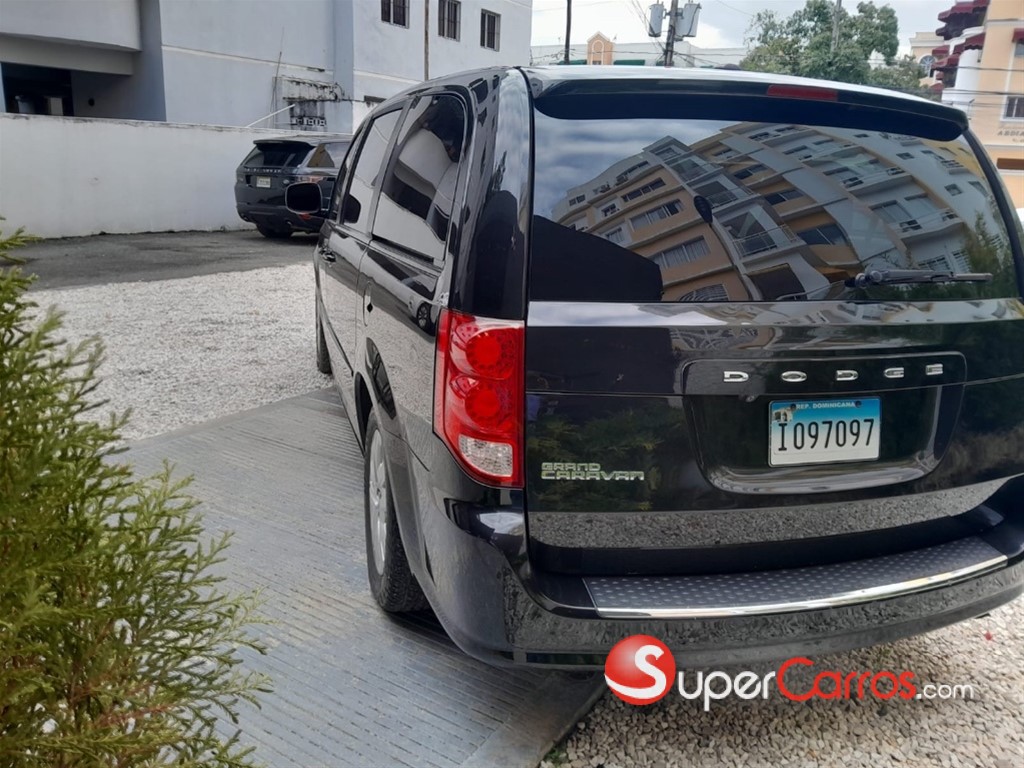 2017 Dodge Caravan Sport — foto 4 / 11