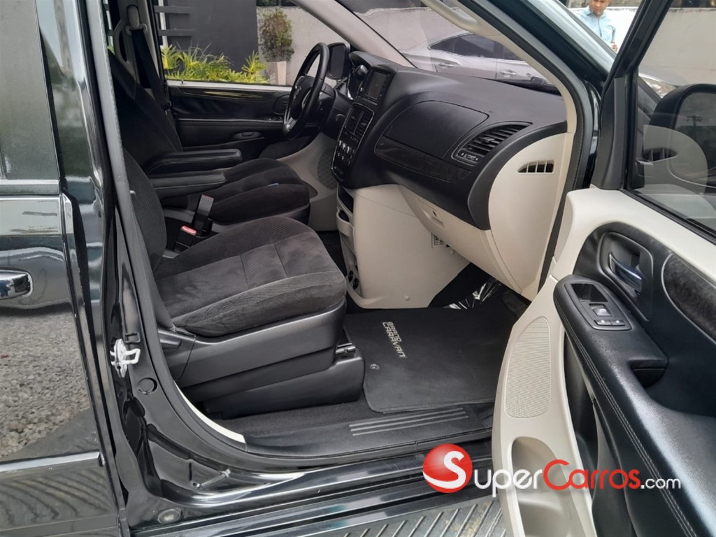2017 Dodge Caravan Sport — foto 7 / 11