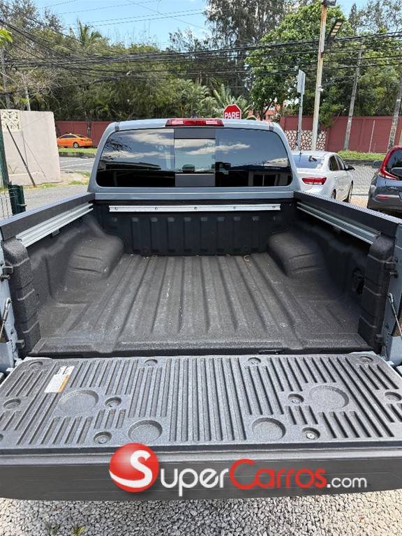 2023 Nissan Frontier Pro-4X — foto 6 / 10