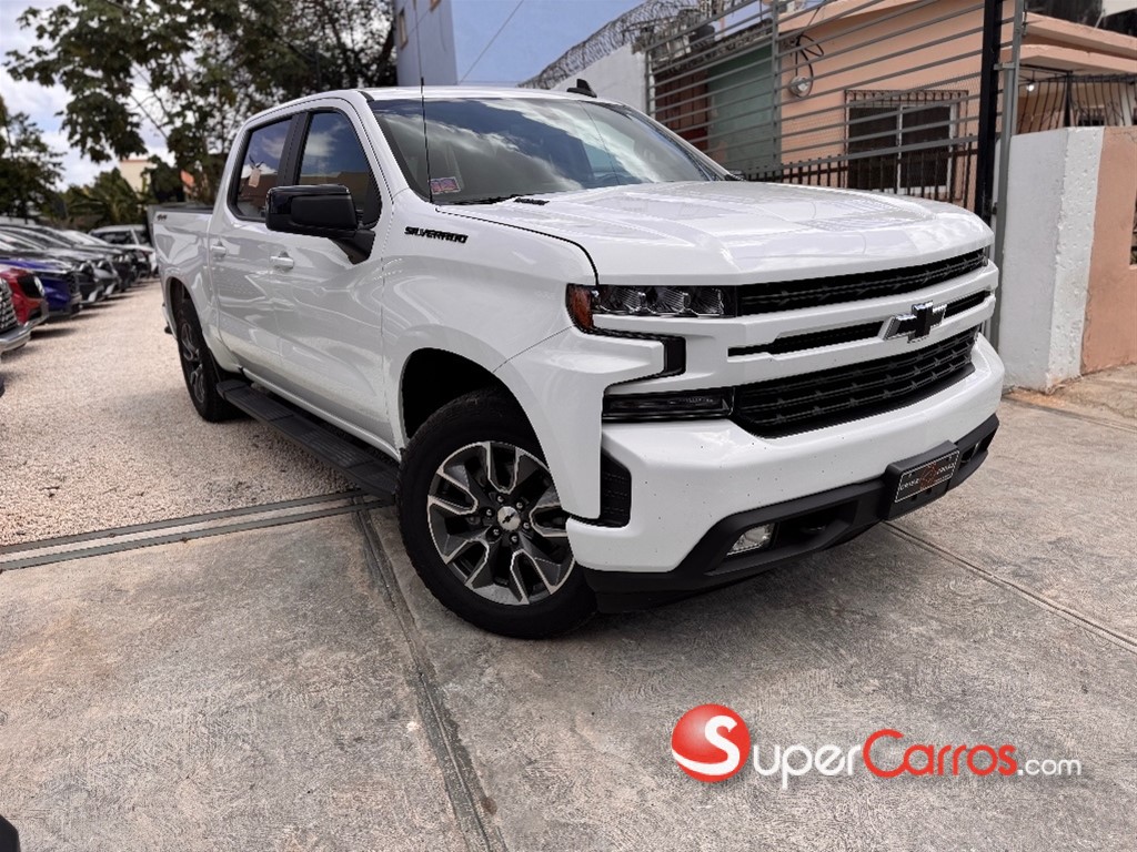 2020 Chevrolet Silverado RST — foto 2 / 10