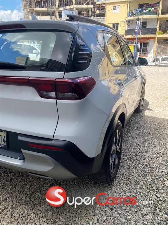 2022 Kia Sonet — foto 10 / 11