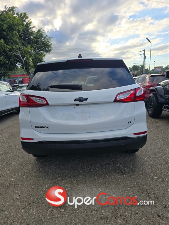 2020 Chevrolet Equinox LT — foto 5 / 9