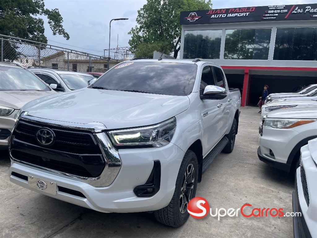 2023 Toyota Hilux Limited TSS