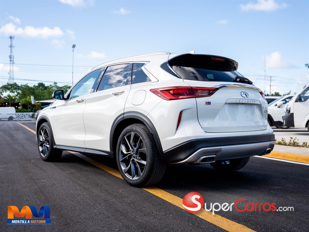 2022 Infiniti QX-50 Essential — foto 5 / 11
