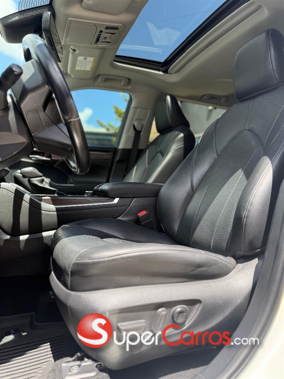 2020 Toyota Highlander Limited — foto 3 / 11