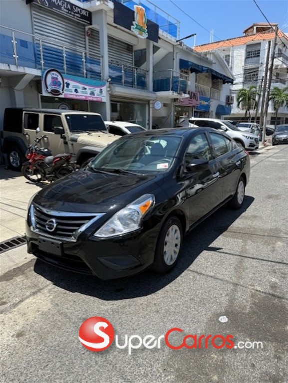 2019 Nissan Versa SV