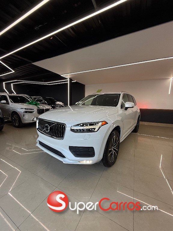 2020 Volvo XC90 Momentum T6