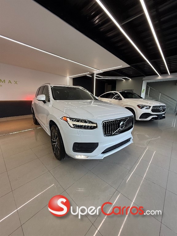 2020 Volvo XC90 Momentum T6 — foto 3 / 10