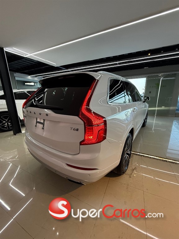 2020 Volvo XC90 Momentum T6 — foto 6 / 10