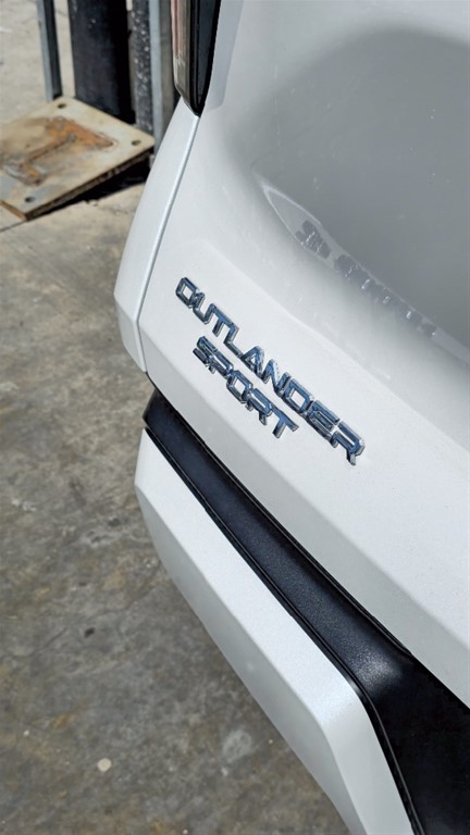2027 Mitsubishi Motors Outlander Sport — foto 12 / 12