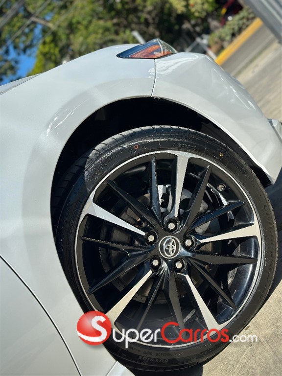 2019 Toyota Camry XSE — foto 2 / 12