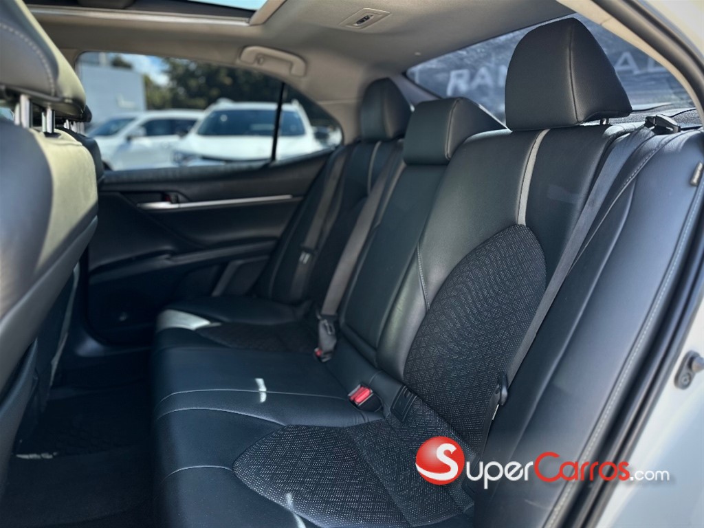 2019 Toyota Camry XSE — foto 11 / 12