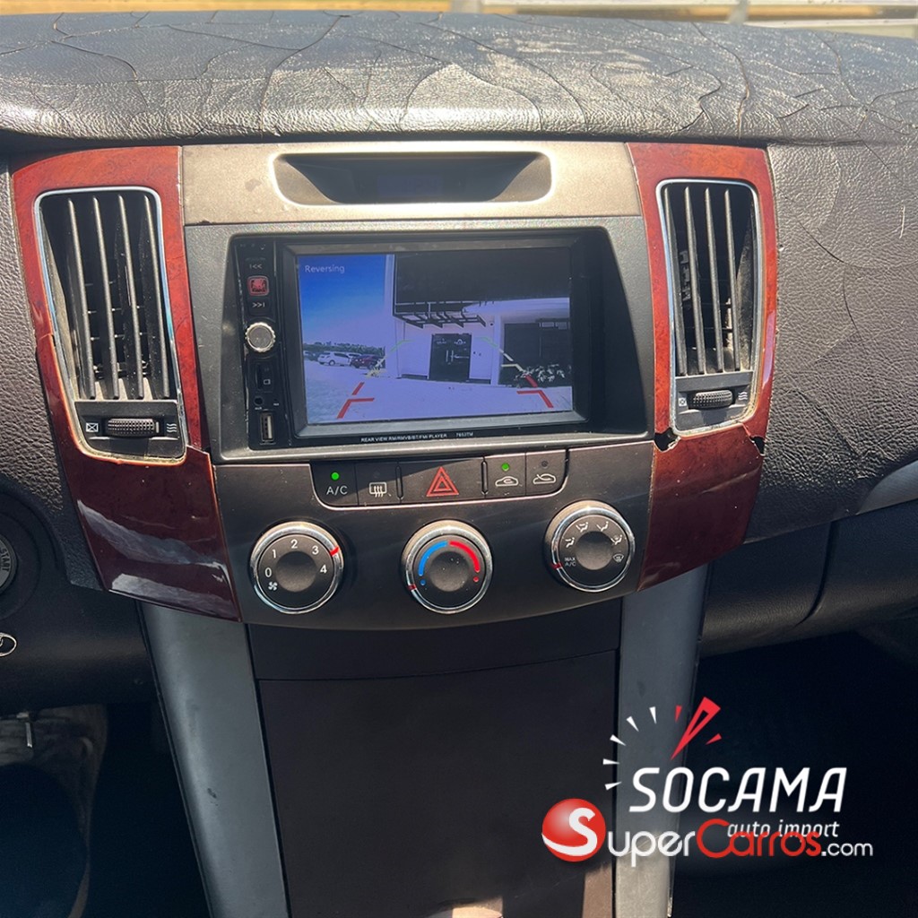 2010 Hyundai Sonata N20 — foto 6 / 8
