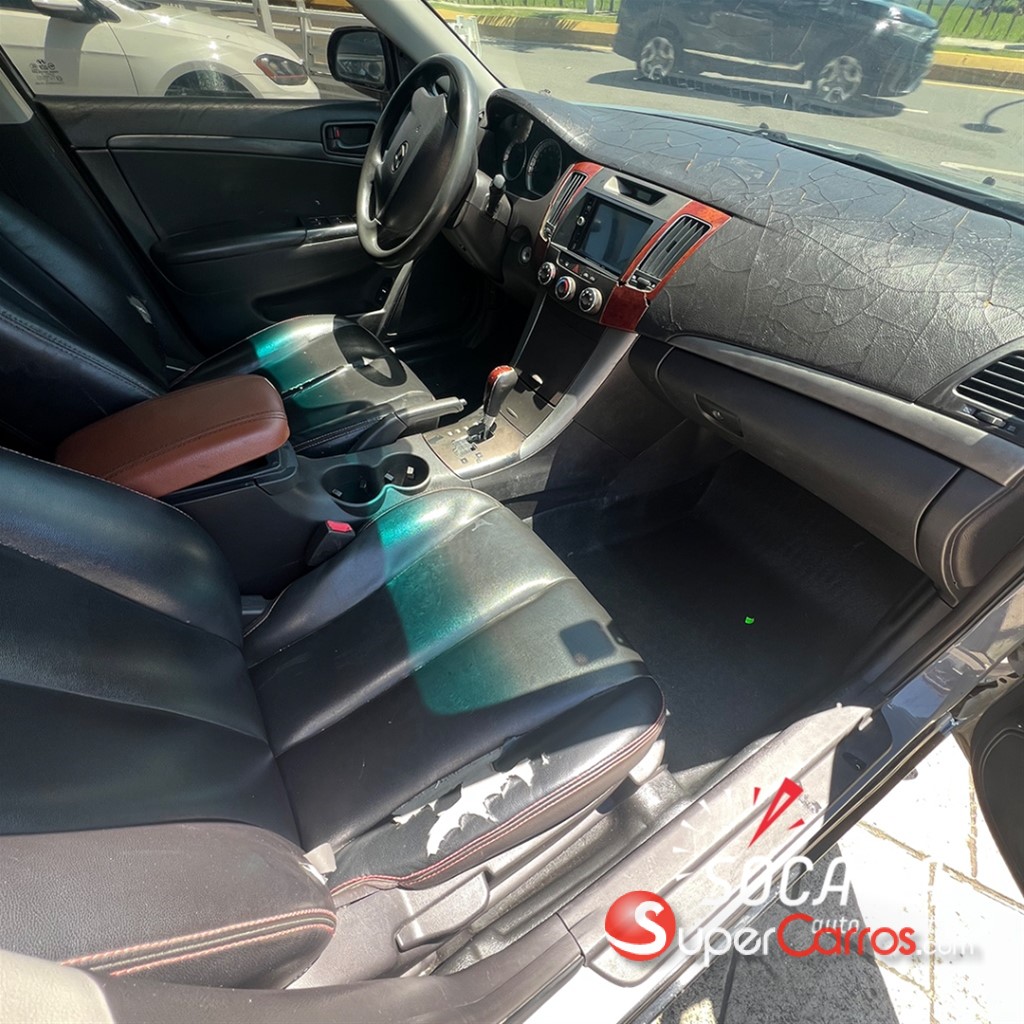2010 Hyundai Sonata N20 — foto 7 / 8