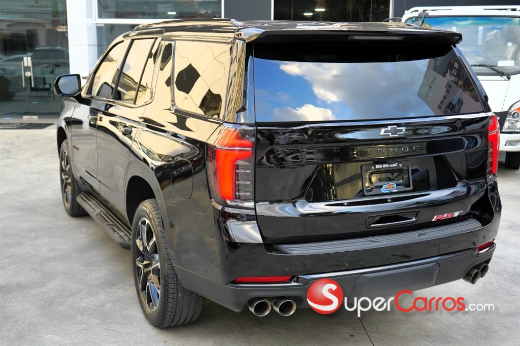 2026 Chevrolet Tahoe RST Duramax — foto 3 / 9