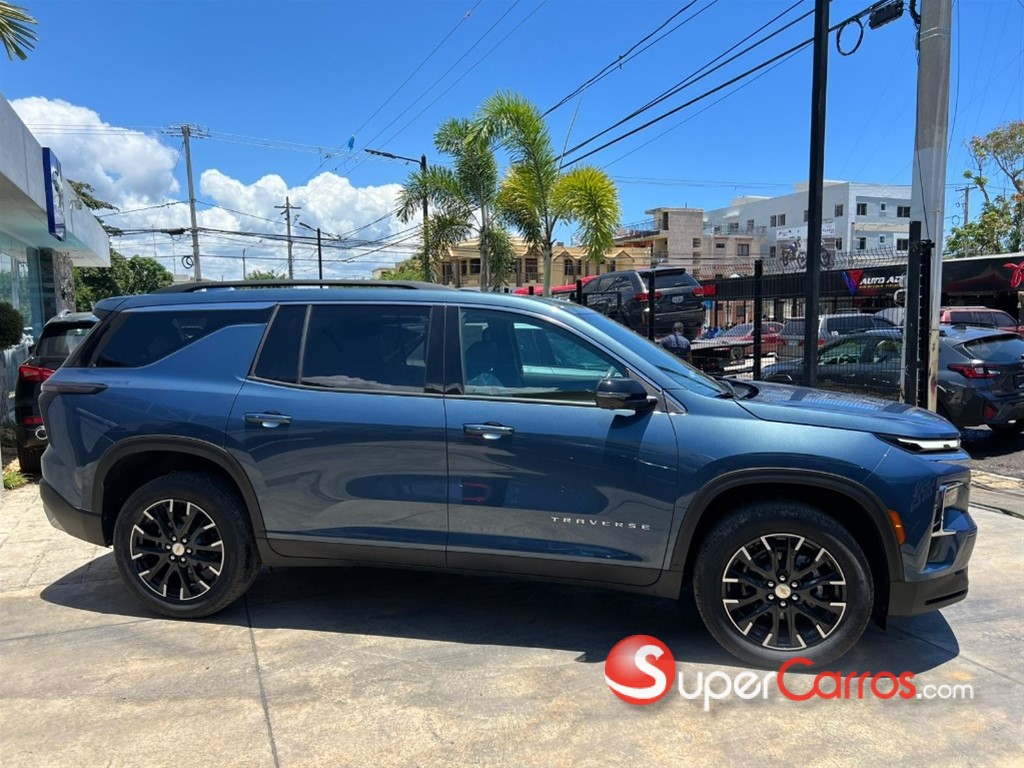 2026 Chevrolet Traverse LT — foto 2 / 12