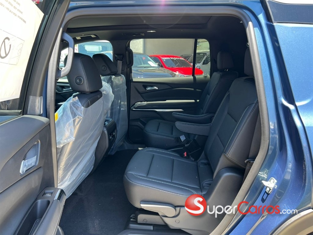 2026 Chevrolet Traverse LT — foto 6 / 12