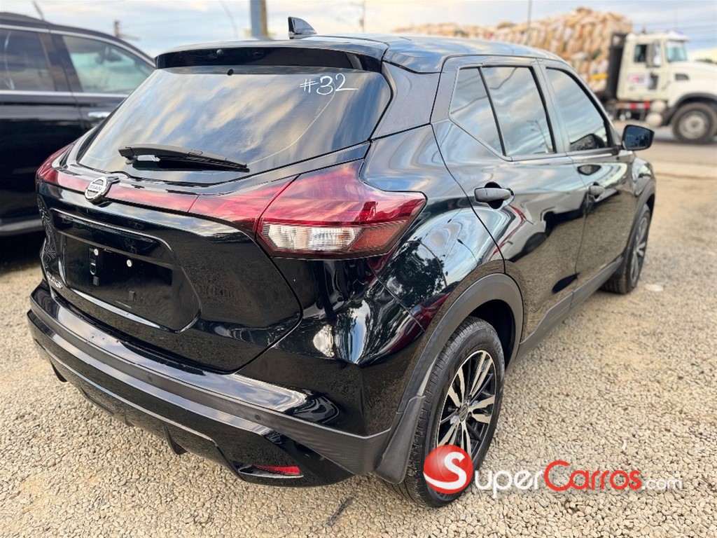 2021 Nissan Kicks — foto 5 / 10