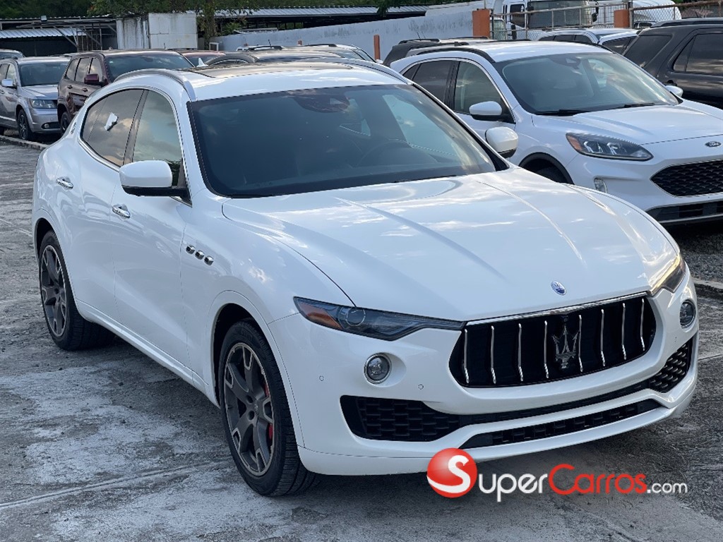 2019 Maserati Levante SQ4 — foto 4 / 12