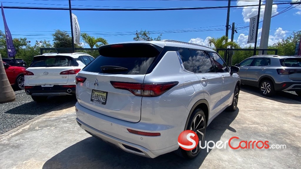 2024 Mitsubishi Motors Outlander Limited — foto 5 / 12