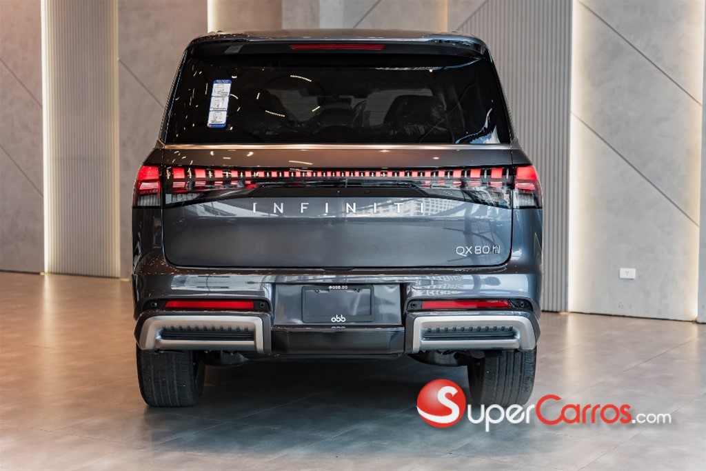 2026 Infiniti QX-80 — foto 5 / 11