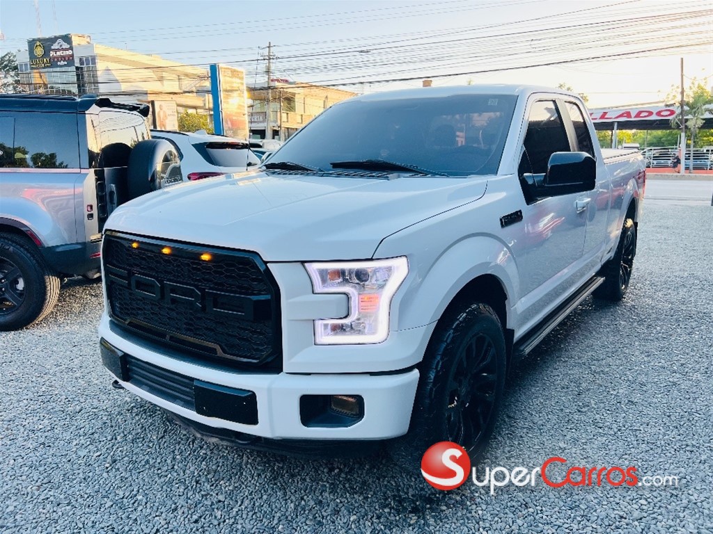 2015 Ford F 150 XL — foto 10 / 11