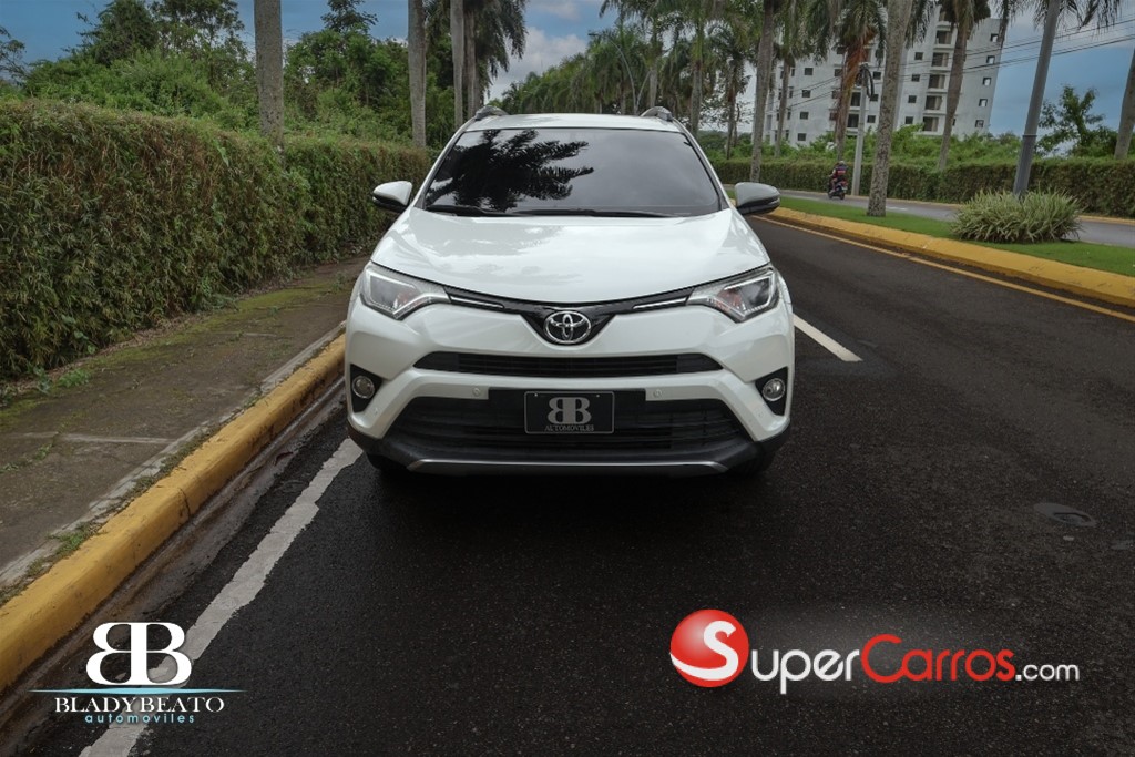 2019 Toyota RAV4 — foto 2 / 10
