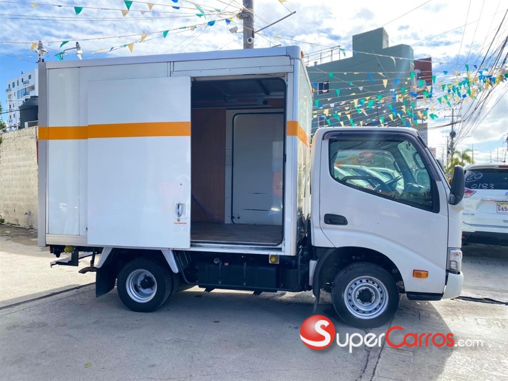 2020 Toyota Dyna — foto 8 / 9