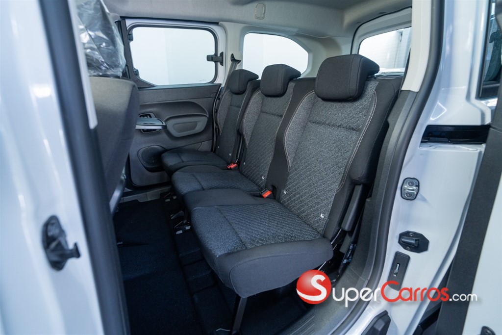 2027 Peugeot Rifter — foto 12 / 12