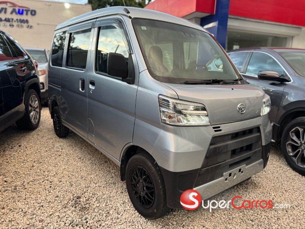 2020 Daihatsu Hijet Minivan