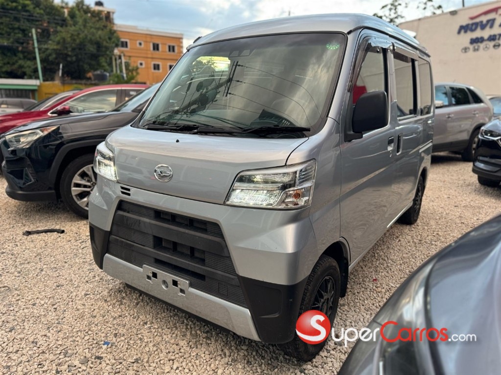 2020 Daihatsu Hijet Minivan — foto 7 / 7
