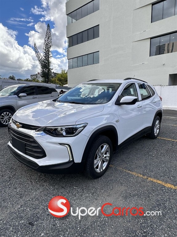 2023 Chevrolet Tracker LS — foto 2 / 11