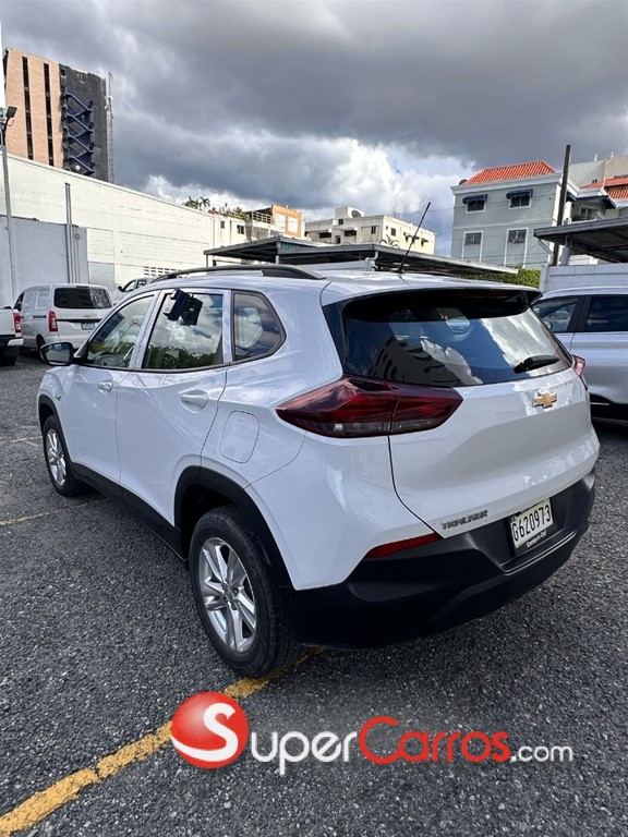 2023 Chevrolet Tracker LS — foto 5 / 11