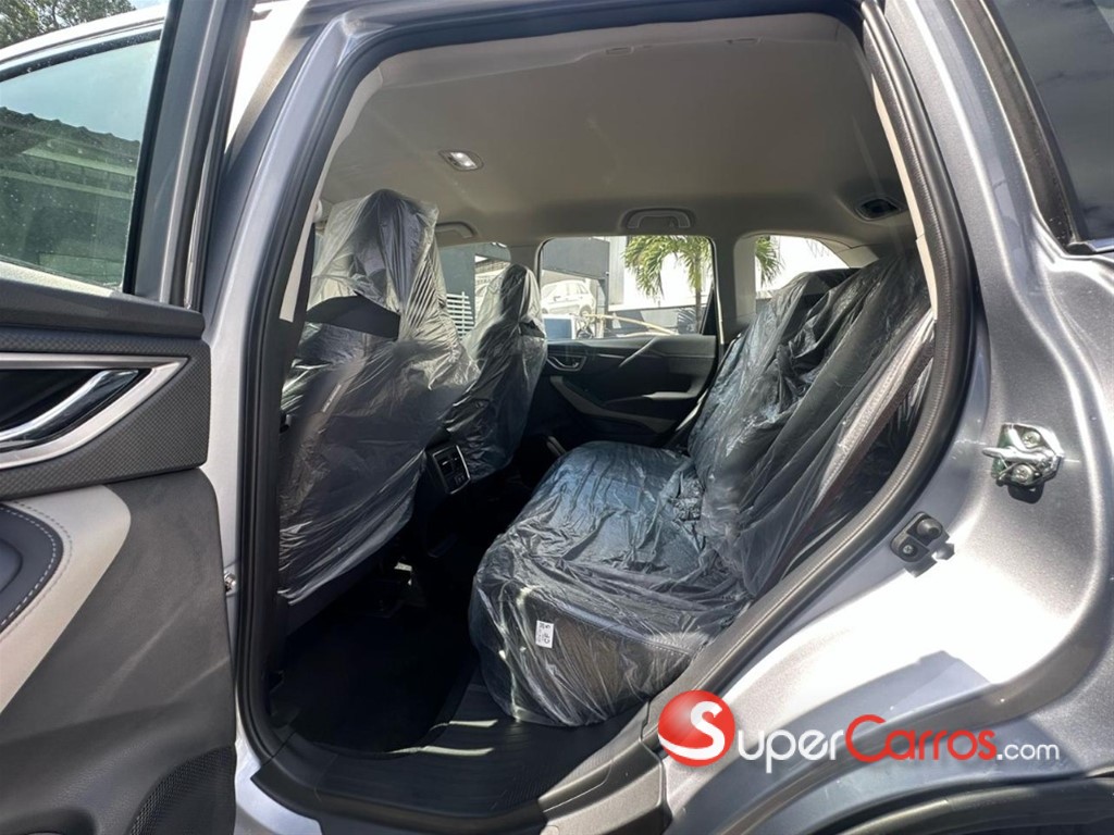2026 Subaru Forester — foto 8 / 12