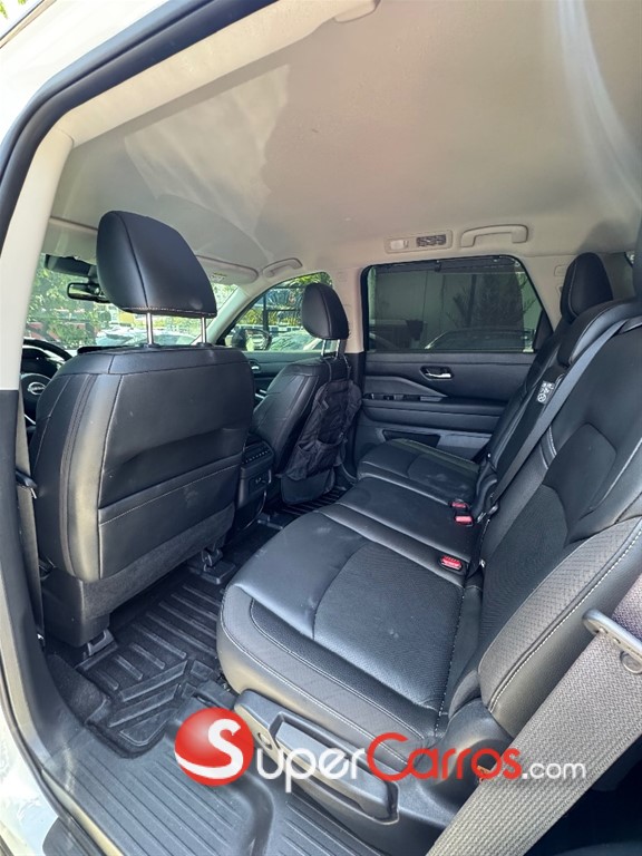 2023 Nissan Pathfinder Advance — foto 5 / 12
