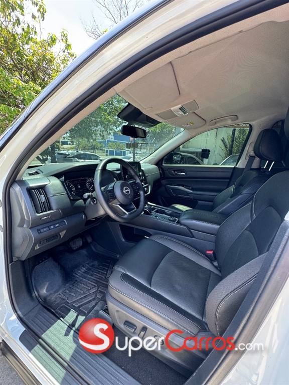 2023 Nissan Pathfinder Advance — foto 10 / 12