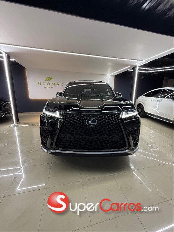 2022 Lexus LX 600 F Sport — foto 2 / 12