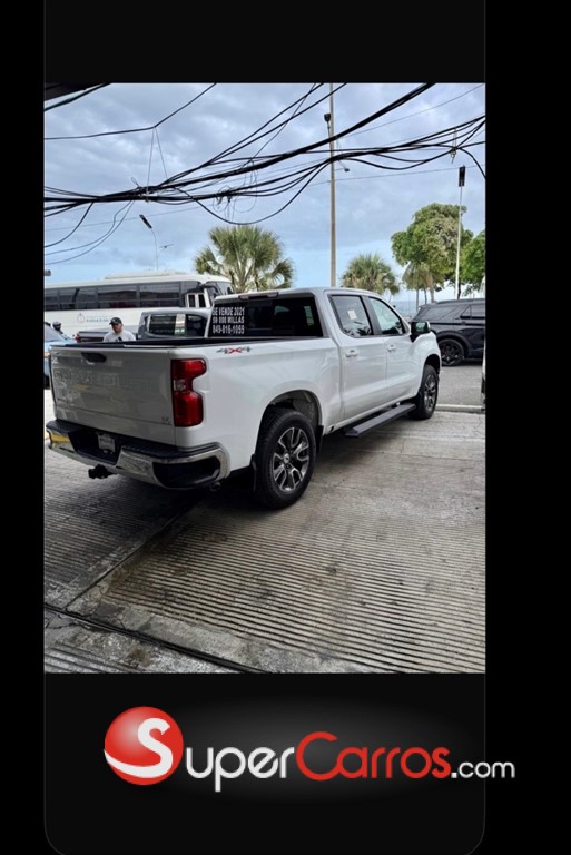 2021 Chevrolet Silverado — foto 11 / 12