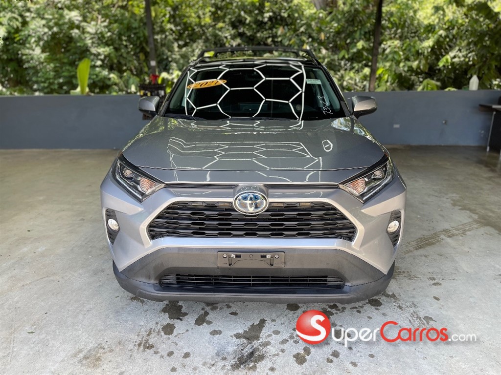 2021 Toyota RAV4 XLE Hybrid