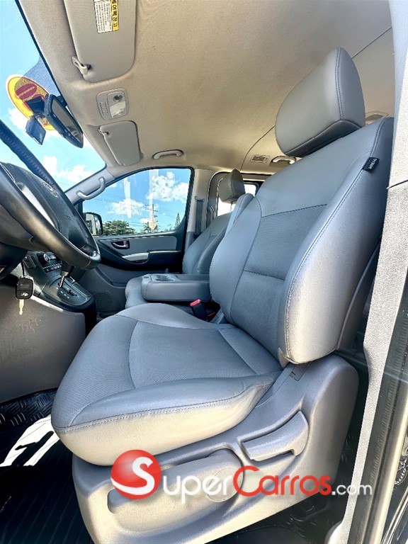 2020 Hyundai Grand Starex — foto 5 / 10