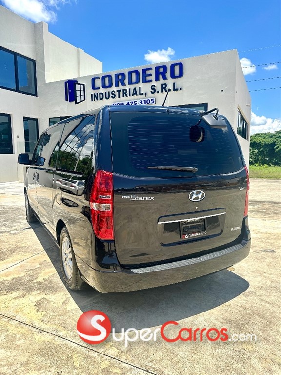 2020 Hyundai Grand Starex — foto 7 / 10