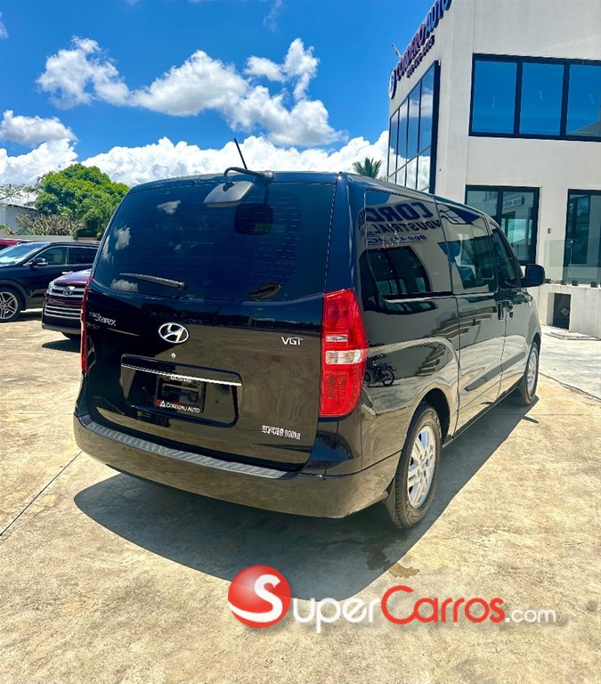2020 Hyundai Grand Starex — foto 9 / 10