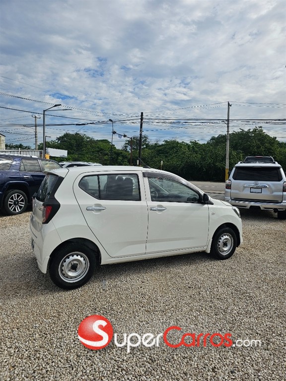 2021 Daihatsu Mira — foto 6 / 9