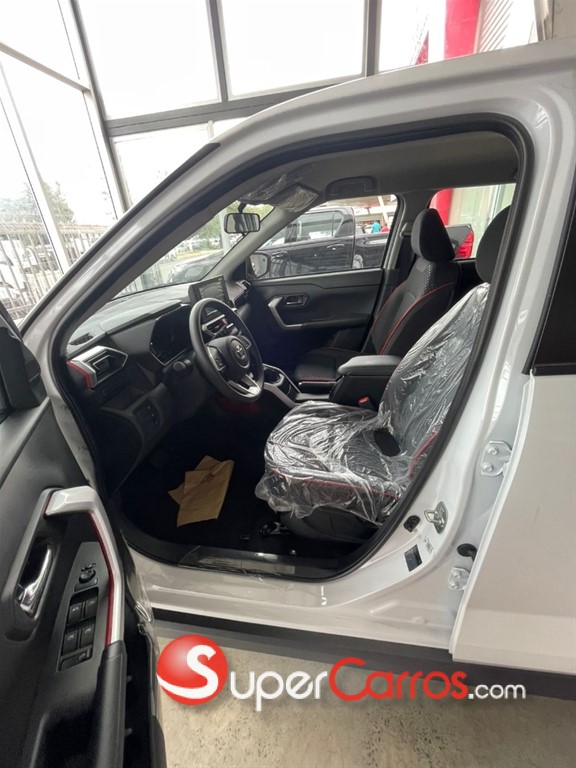 2025 Toyota Raize FULL — foto 7 / 8