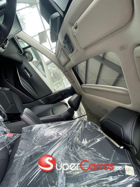 2025 Toyota Corolla Hybrido — foto 3 / 9