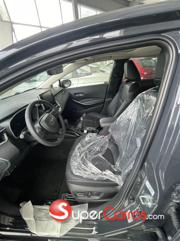 2025 Toyota Corolla Hybrido — foto 4 / 9