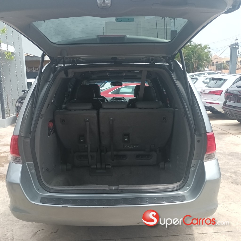 2010 Honda Odyssey EX — foto 4 / 11