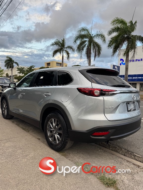 2019 Mazda CX-9 Touring — foto 4 / 11