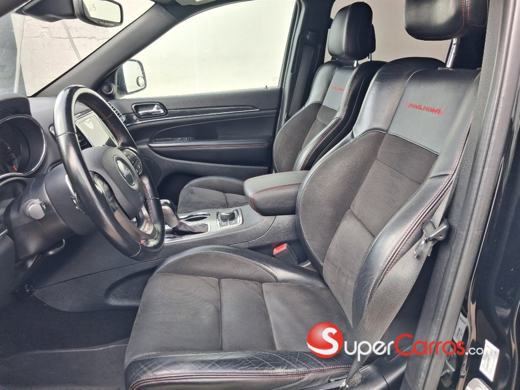 2020 Jeep Grand Cherokee Trailhawk — foto 5 / 12