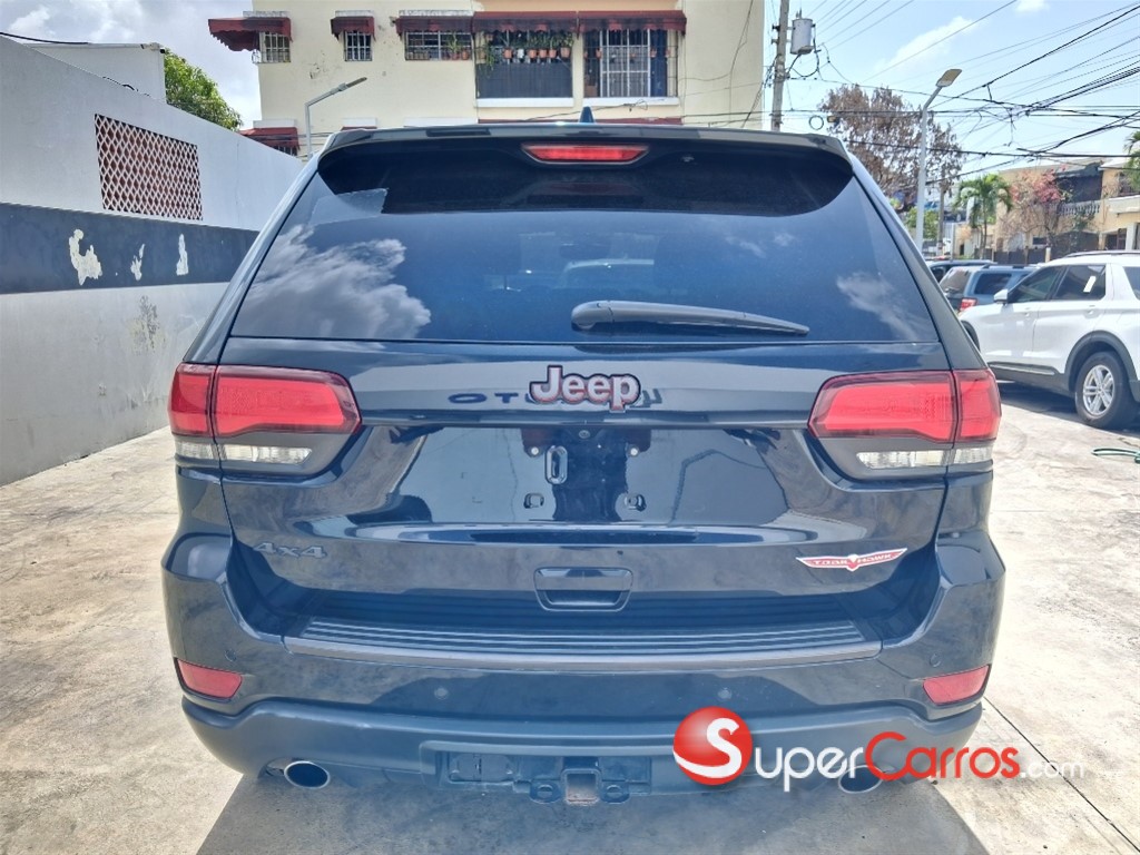 2020 Jeep Grand Cherokee Trailhawk — foto 11 / 12